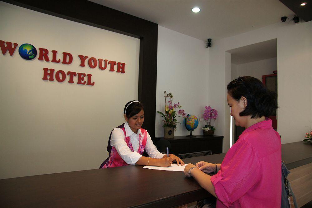 World Youth Hotel Ayer Keroh Ngoại thất bức ảnh