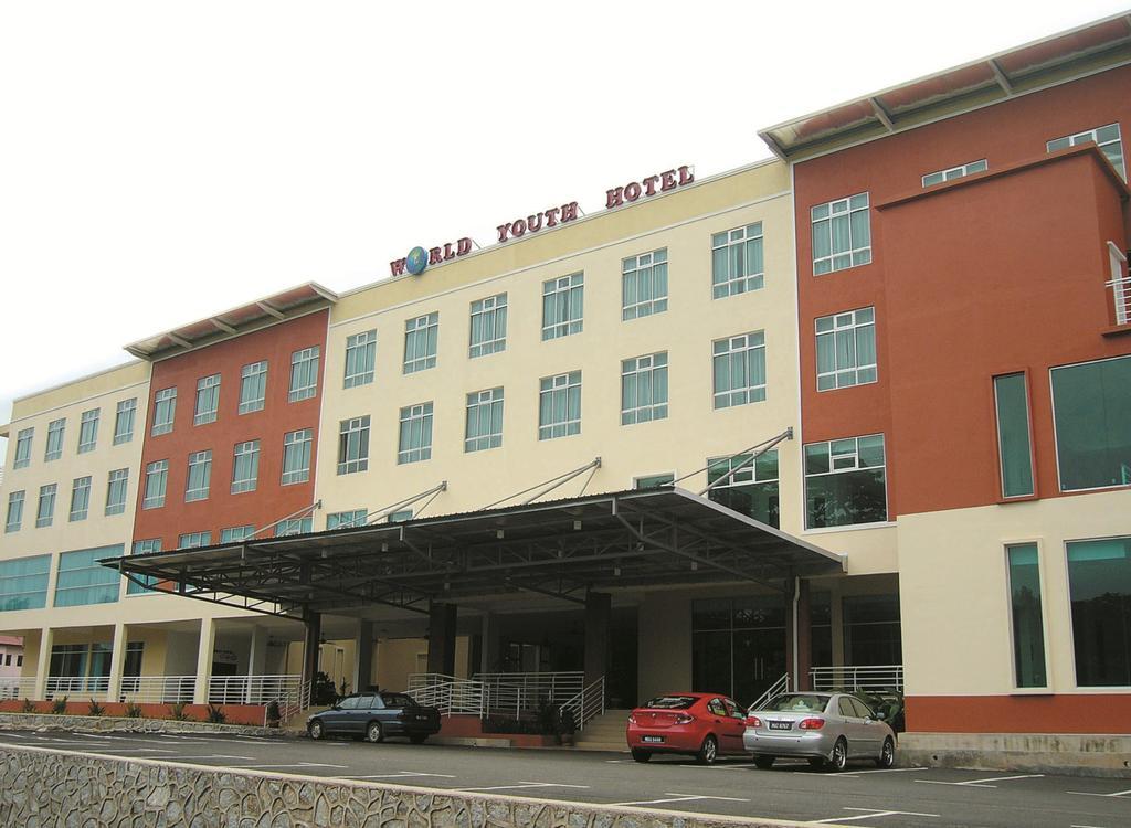 World Youth Hotel Ayer Keroh Ngoại thất bức ảnh