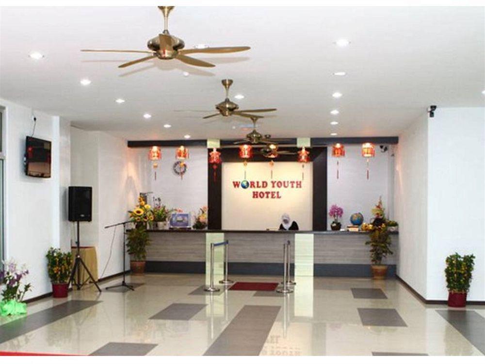 World Youth Hotel Ayer Keroh Ngoại thất bức ảnh