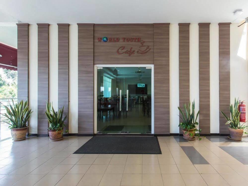 World Youth Hotel Ayer Keroh Ngoại thất bức ảnh