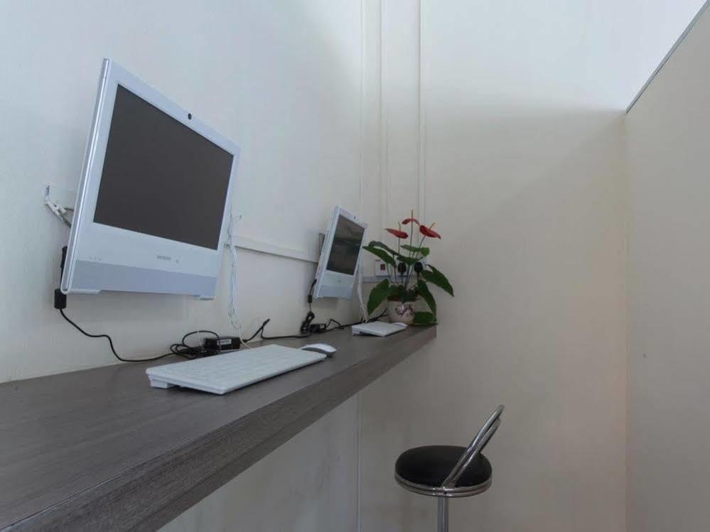 World Youth Hotel Ayer Keroh Ngoại thất bức ảnh