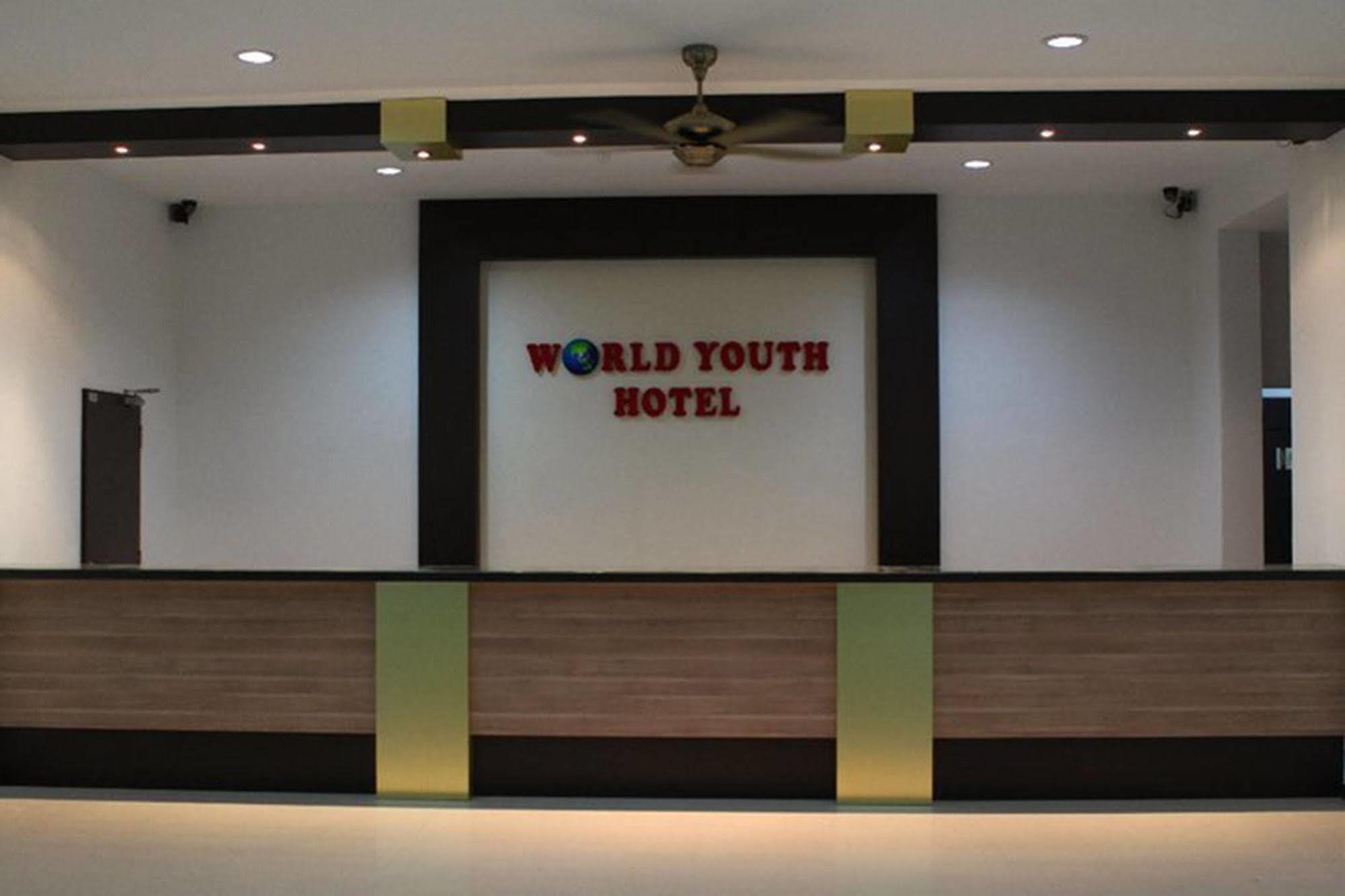 World Youth Hotel Ayer Keroh Ngoại thất bức ảnh